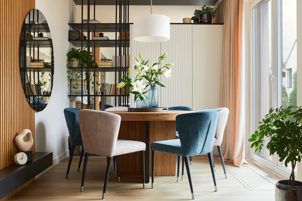 Stylish,Composition,Of,Elegant,Dining,Room,Interior,Design,With,Velvet